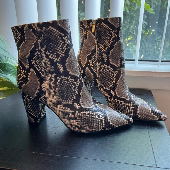 Fashion Marc Fisher Retire Booties Marc Fisher Shoes Like New Marc